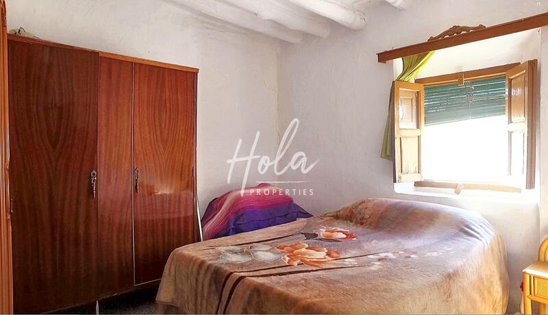 2 bedroom Townhouse for sale