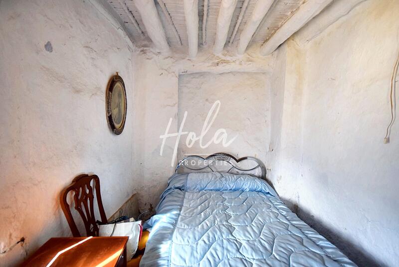 2 bedroom Townhouse for sale