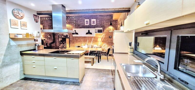 3 bedroom Villa for sale