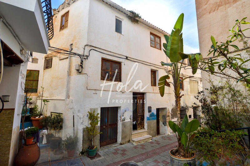 Maison de Ville à vendre dans Lanjaron, Granada