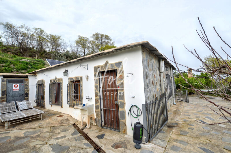 2 Schlafzimmer Landhaus zu verkaufen