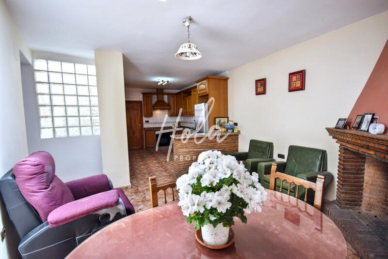 4 Schlafzimmer Stadthaus zu verkaufen