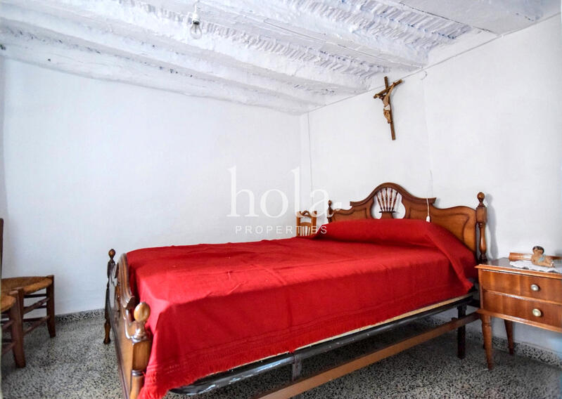 3 slaapkamer Gezinswoning Te koop