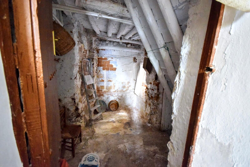 3 slaapkamer Gezinswoning Te koop