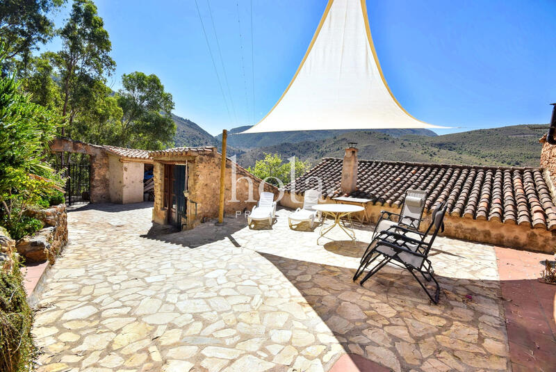 3 bedroom Country House for sale