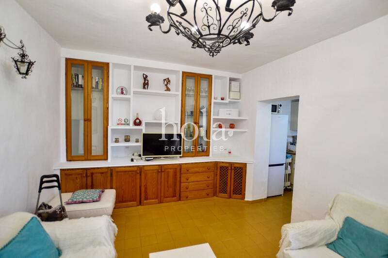2 slaapkamer Gezinswoning Te koop
