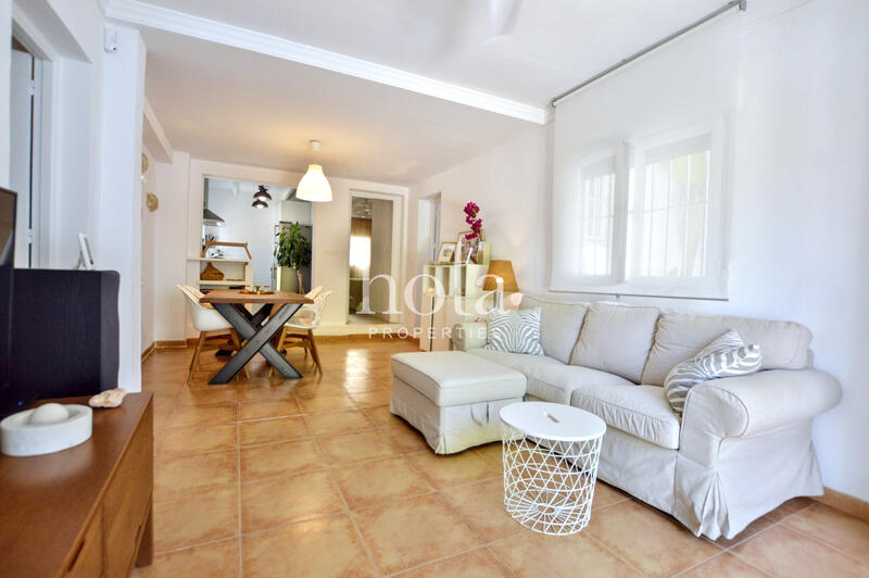3 bedroom Country House for sale