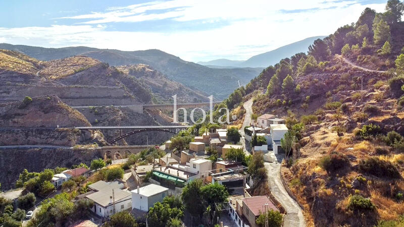 Rekkehus til salgs i Piñar, Granada
