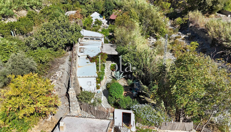 Lantställe till salu i Orgiva, Granada Lantställe till salu i Orgiva, Granada