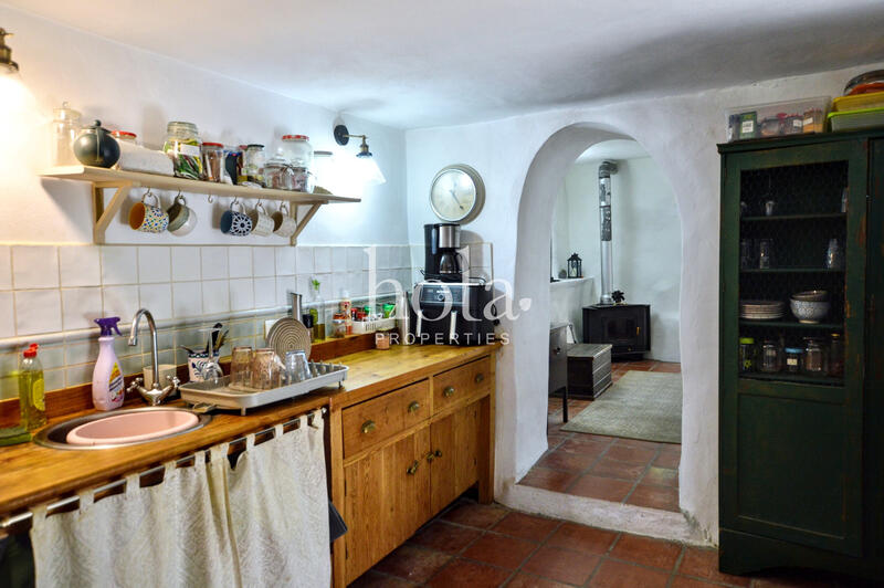 1 bedroom Country House for sale 1 bedroom Country House for sale