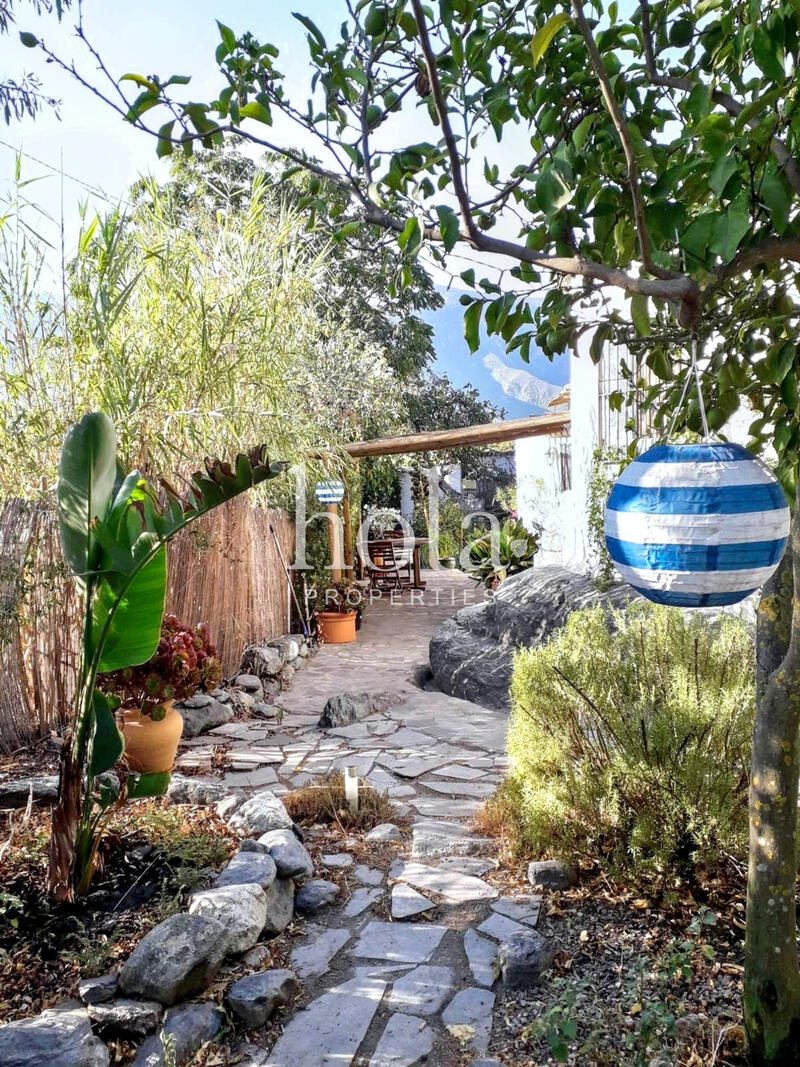 1 bedroom Country House for sale 1 bedroom Country House for sale