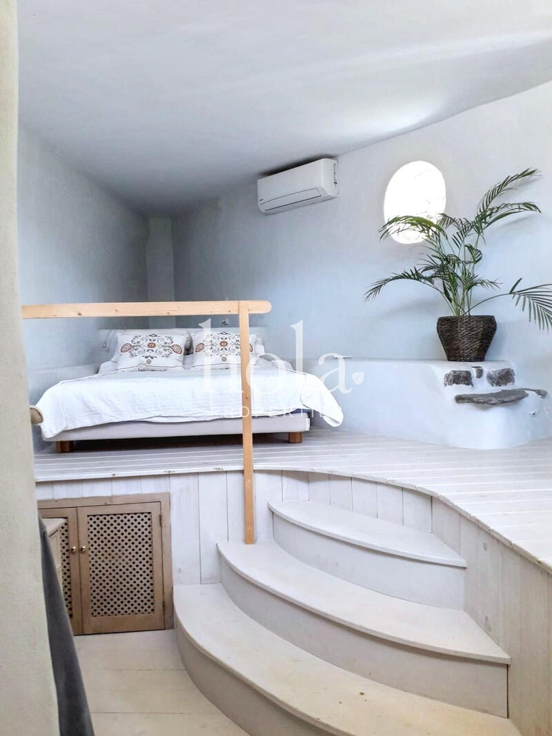 1 bedroom Country House for sale 1 bedroom Country House for sale