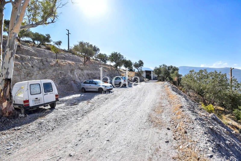 4 bedroom Country House for sale