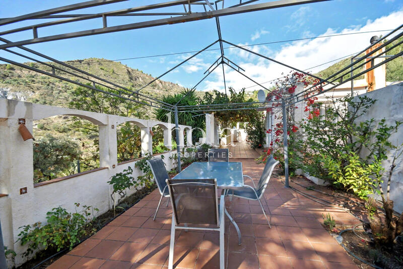 2 Schlafzimmer Landhaus zu verkaufen