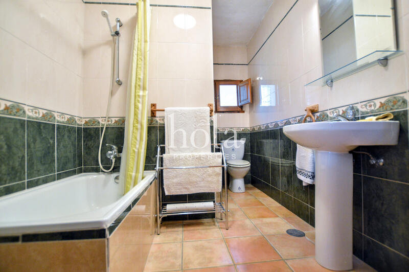 4 bedroom Country House for sale