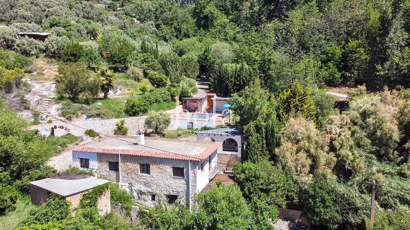 4 bedroom Country House for sale