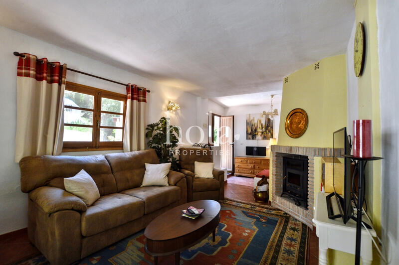 4 bedroom Country House for sale