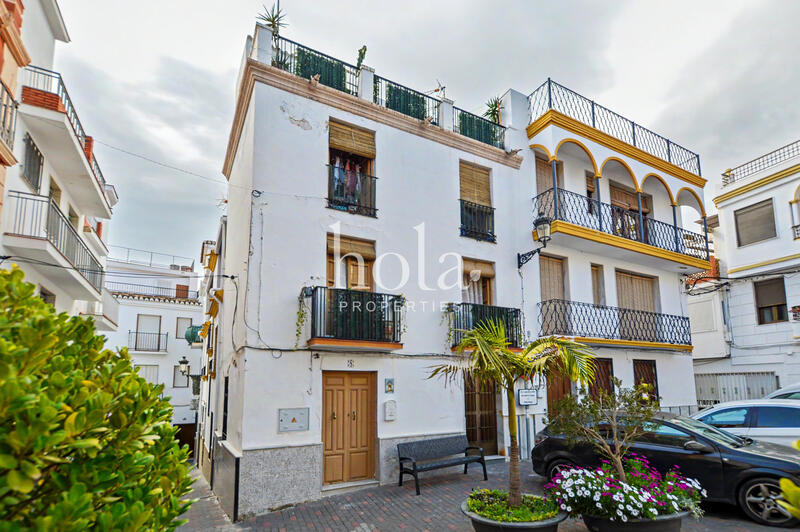 городская тюрьма продается в Molvizar, Granada