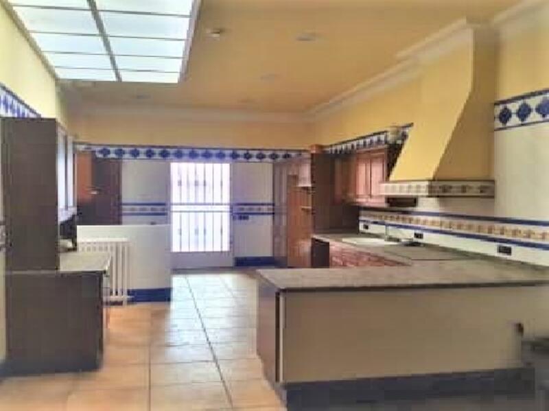 7 Cuarto Villa en venta