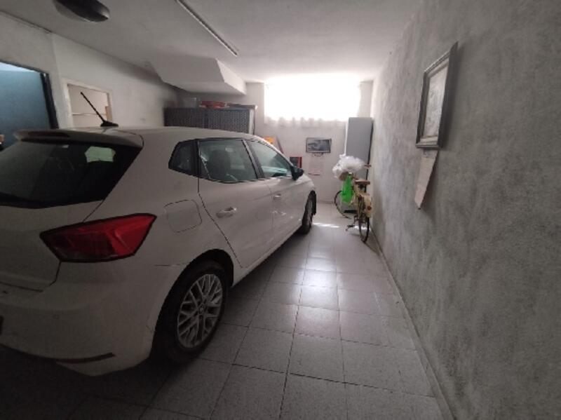 4 bedroom Apartment for sale