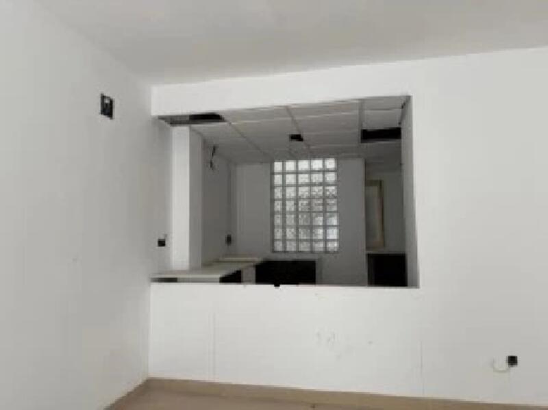 4 bedroom Apartment for sale