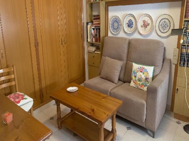 4 bedroom Apartment for sale