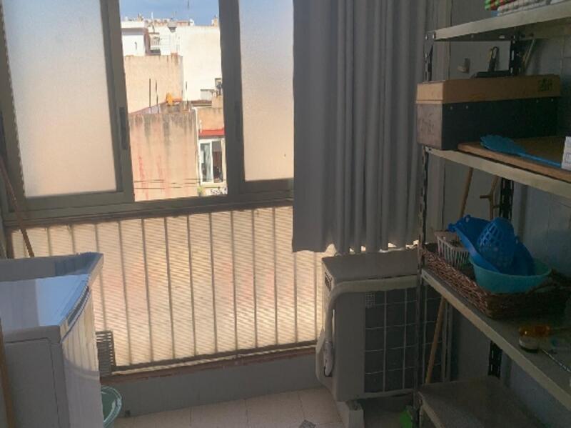 4 bedroom Apartment for sale