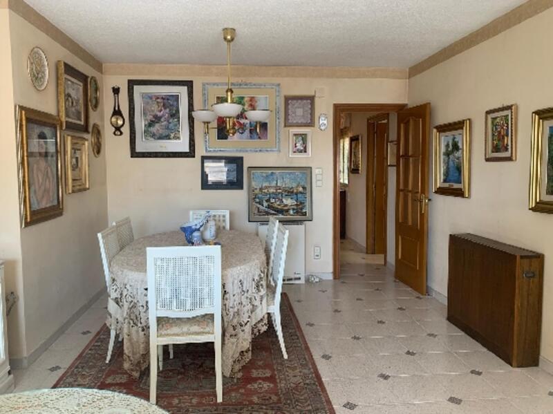 4 bedroom Apartment for sale