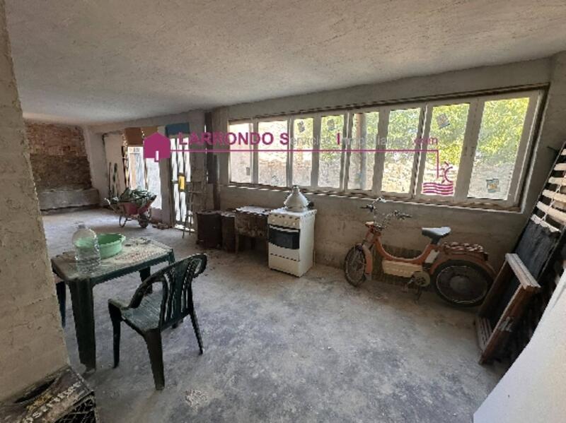 5 bedroom Villa for sale