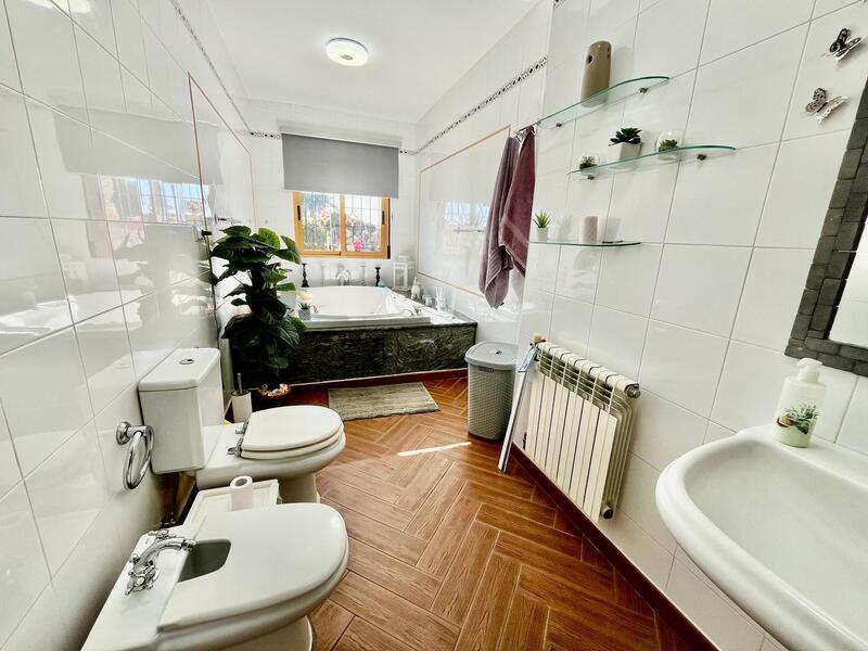 3 Schlafzimmer Villa zu verkaufen