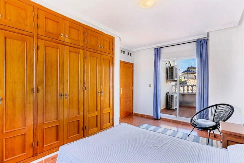 4 Schlafzimmer Villa zu verkaufen