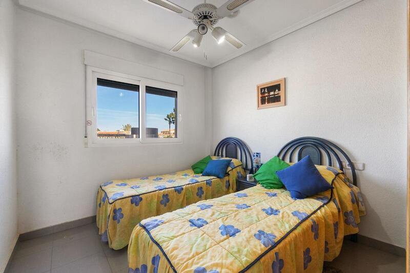 2 slaapkamer Appartement Te koop
