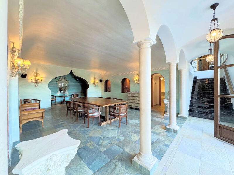 6 slaapkamer Villa Te koop