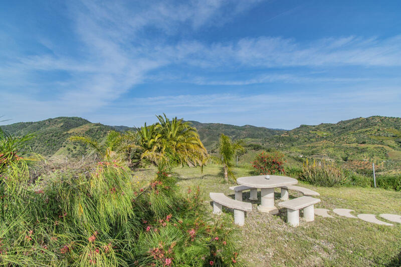 5 bedroom Villa for sale