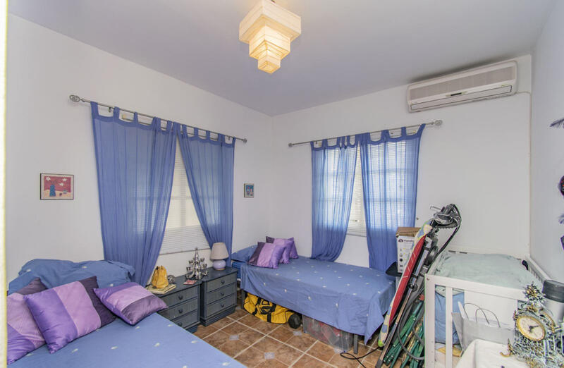5 bedroom Villa for sale