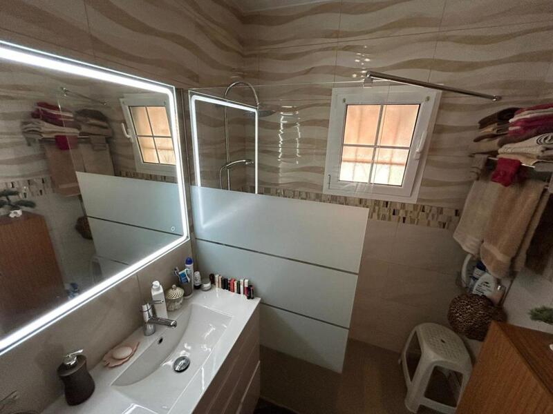 6 Schlafzimmer Villa zu verkaufen
