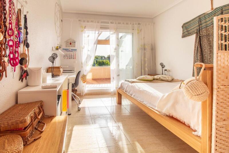 2 Schlafzimmer Stadthaus zu verkaufen