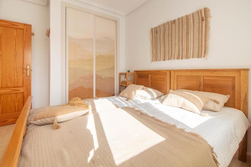 2 Schlafzimmer Stadthaus zu verkaufen