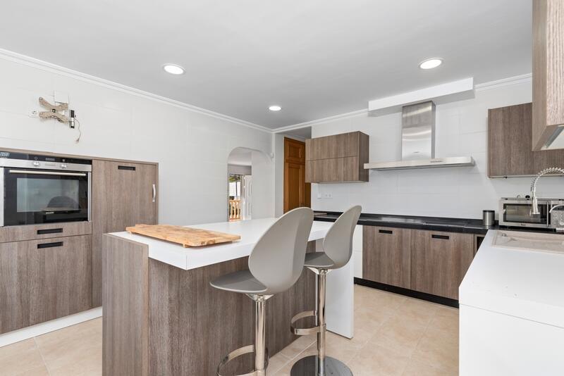 4 bedroom Villa for sale