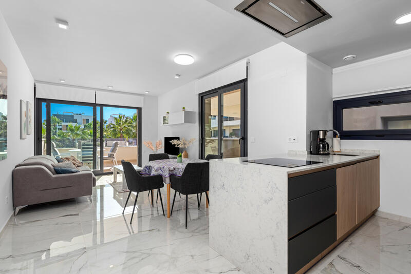 2 slaapkamer Appartement Te koop