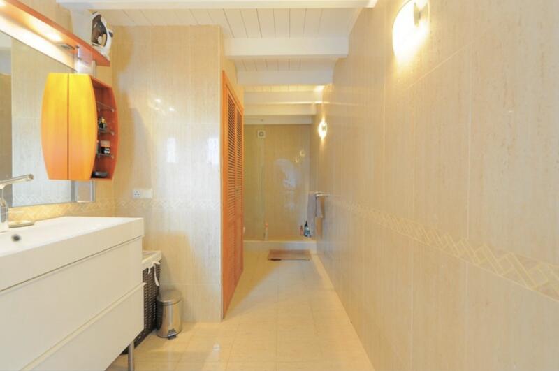 3 bedroom Townhouse for sale
