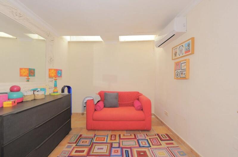 3 bedroom Townhouse for sale