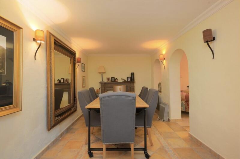 3 bedroom Townhouse for sale