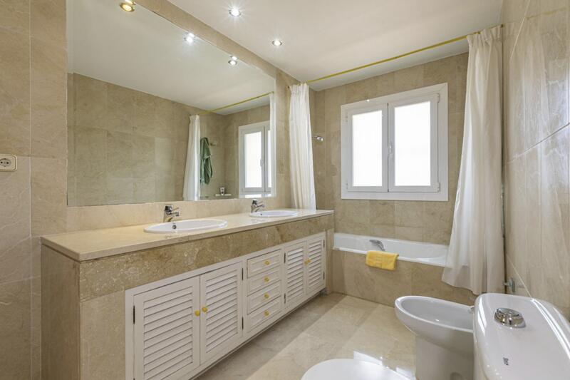 6 chambre Villa à vendre