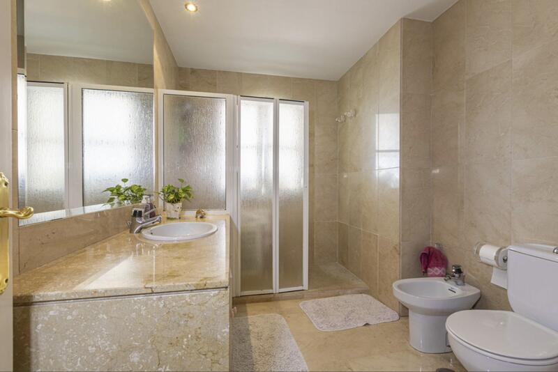 6 chambre Villa à vendre