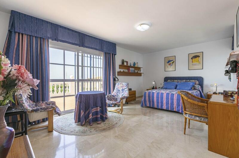 6 chambre Villa à vendre