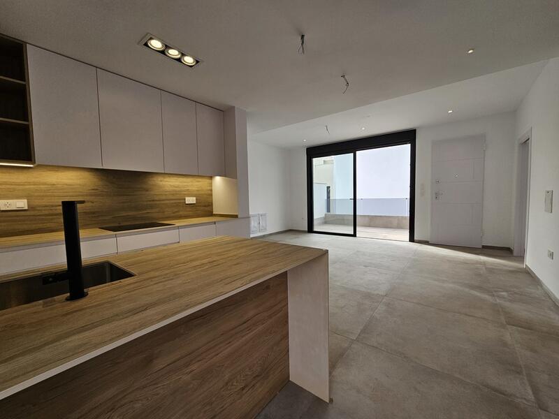 3 bedroom Apartment for sale