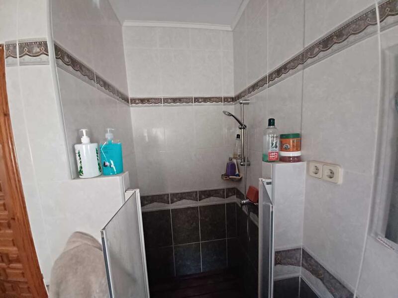 2 Cuarto Adosado en venta