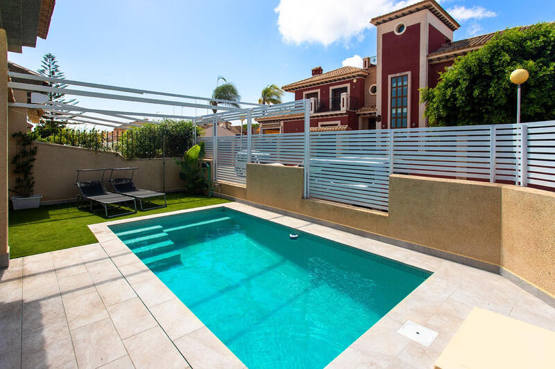 5 slaapkamer Villa Te koop