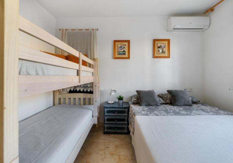 3 Schlafzimmer Landhaus zu verkaufen